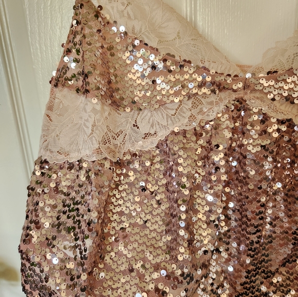 NWT Free People Right Rhythm Sequin Cami - Picture 4 of 9